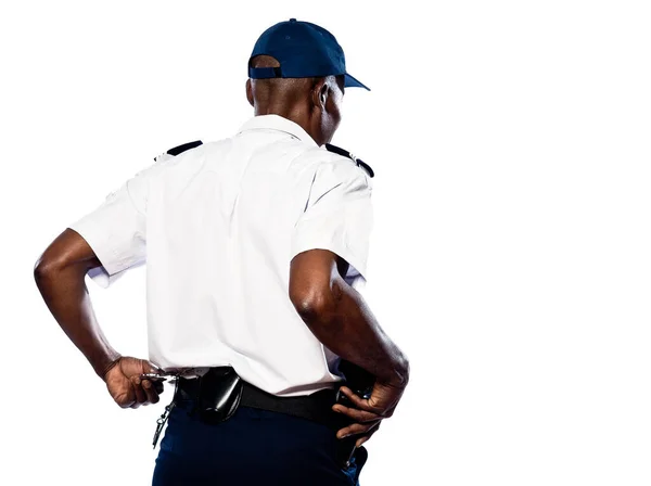Hátsó Nézet Afro Amerikai Rendőr Húzza Bilincs Stúdióban Fehér Elszigetelt — Stock Fotó