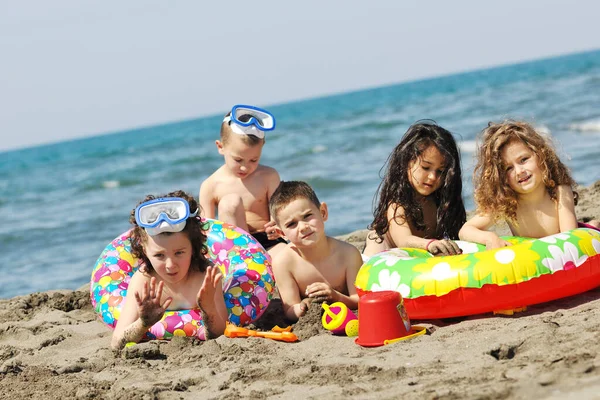 Glückliche Kinder Haben Spaß Und Spielen Spiele Strand — Stockfoto