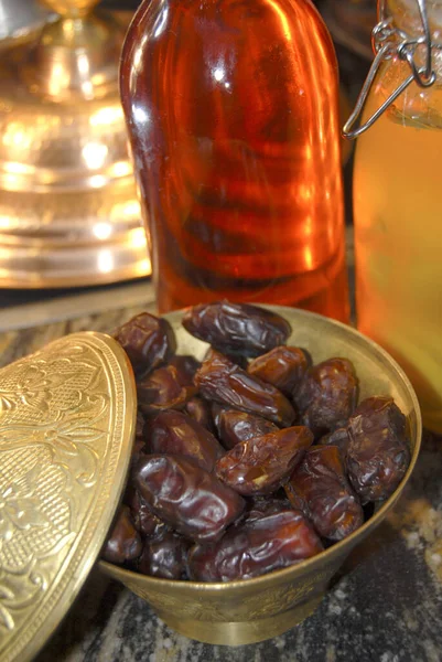 Dried Dates Bowl — Stock Photo, Image