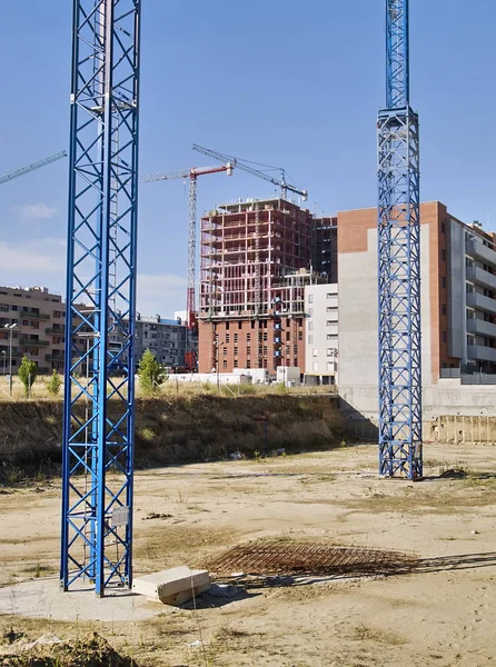 Nşaat Altında Vinç Çeşitli Binaların Üsleri — Stok fotoğraf