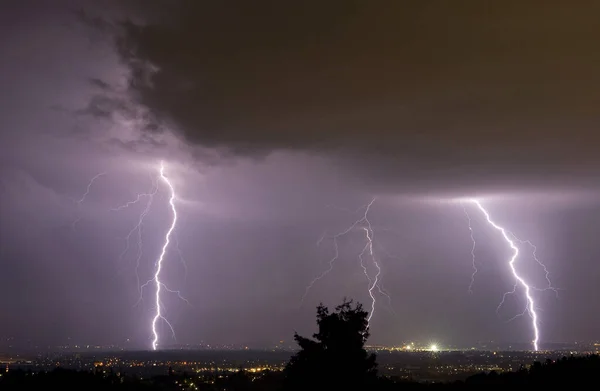 Céu Com Tempestade Relâmpago Mudança Climática — Fotografia de Stock