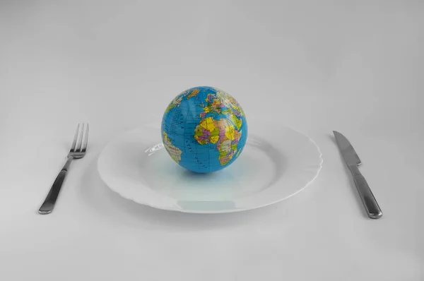 Globe Plate Knife Fork — Stock Photo, Image