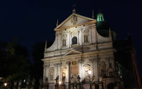 Iglesia San Pedro Pablo Cracovia Por Noche Polonia — Foto de Stock