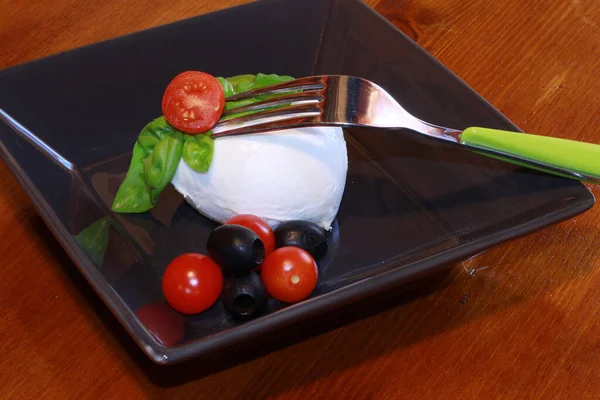 Italiaanse Mozzarella Met Verse Tomaten — Stockfoto