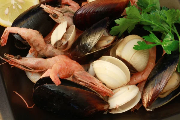 Bir Tabak Deniz Ürünleri Çorbası — Stok fotoğraf