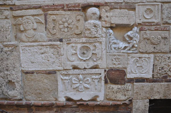 Etruscan Urny Montepulciano Toskánsku — Stock fotografie