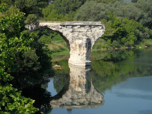 Zerstörte Brücke Über Den Gardon Frankreich — Stockfoto
