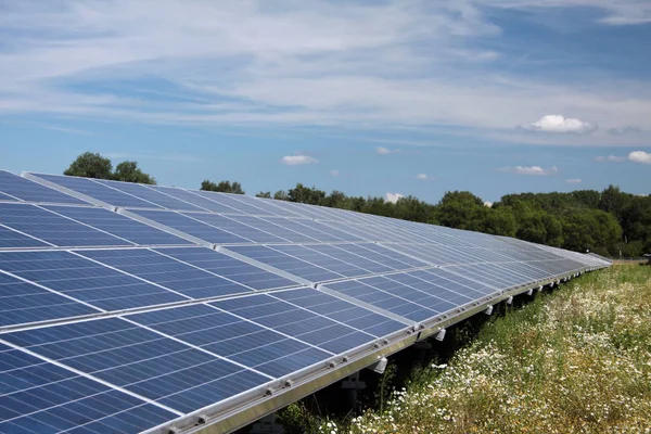 Alternativa Energía Solar Células Solares Protección Del Clima Contaminante — Foto de Stock