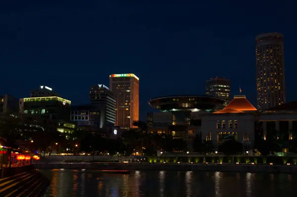 Singapore Miasto Noc Wieczór Oświetlone Nocy Rzeki Rzeki Oświetlone — Zdjęcie stockowe