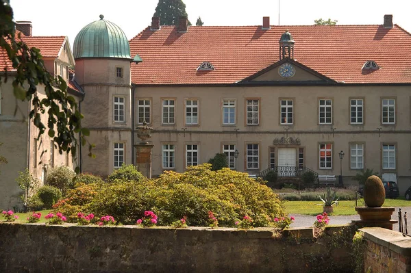 Malerischer Blick Auf Die Majestätische Mittelalterliche Burgarchitektur — Stockfoto