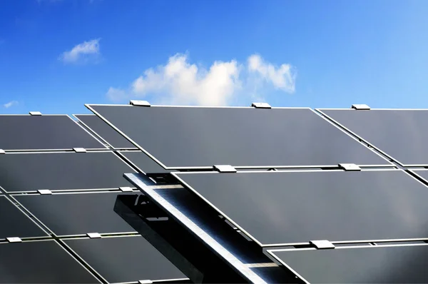 Fecho Grandes Painéis Solares Usados Para Produzir Energia Elétrica Partir — Fotografia de Stock