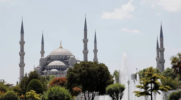 Mosquée Bleue Avec Ses Flèches Ses Tours Appel Prière Ses — Photo