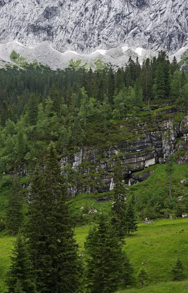 Příroda Stěně Vozíku Garmischu Bavorsku — Stock fotografie