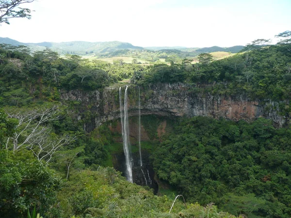 Wodospad Lesie Przyrodniczym Krajobraz — Zdjęcie stockowe