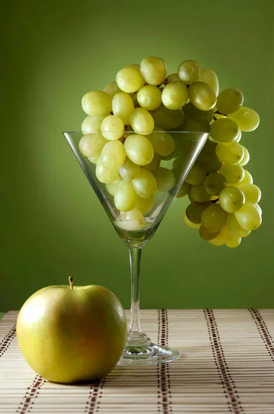 Grapes Martini Glass Apple Food Still Life — Stock Photo, Image