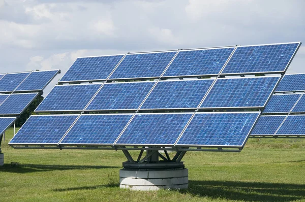 Fotovoltaik Sistem Güneş Enerjisi Elektrik Gücü — Stok fotoğraf