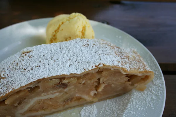 Strudel Manzana Con Vainilla — Foto de Stock