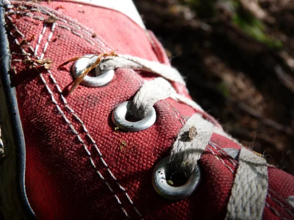 Крупным Планом Красные Кожаные Туфли — стоковое фото