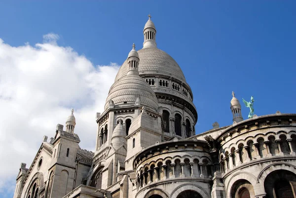 Sacre Coeur Париже — стоковое фото