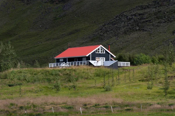 Black House Red Roof White Trim Iceland — Stock Photo, Image