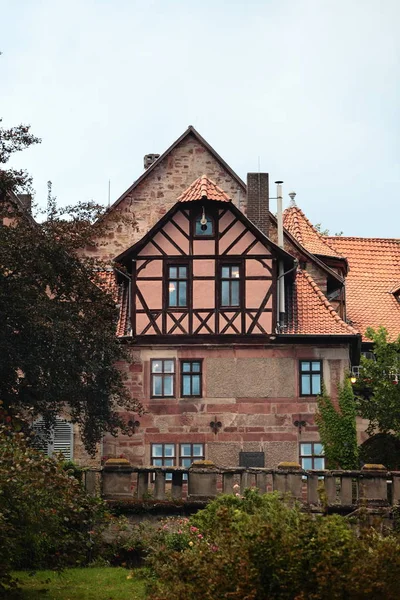 Malerischer Blick Auf Die Majestätische Mittelalterliche Burgarchitektur — Stockfoto