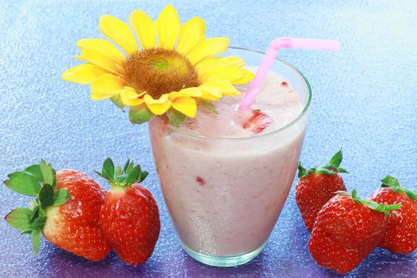 Strawberry Shake Glass — Stock Photo, Image