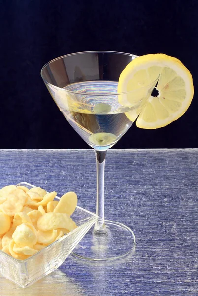 Olive Martini Cocktail — Stock Photo, Image