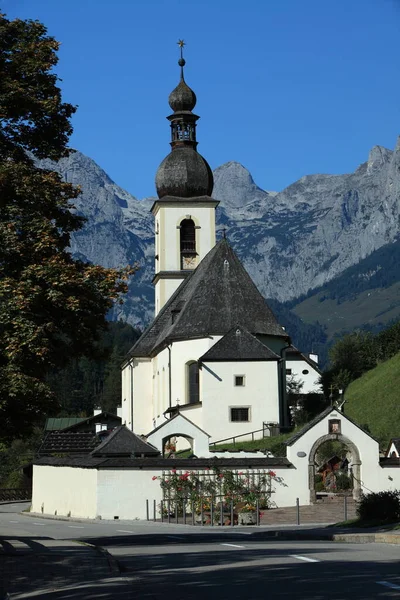 Chiesa Villaggio Ramsau — Foto Stock