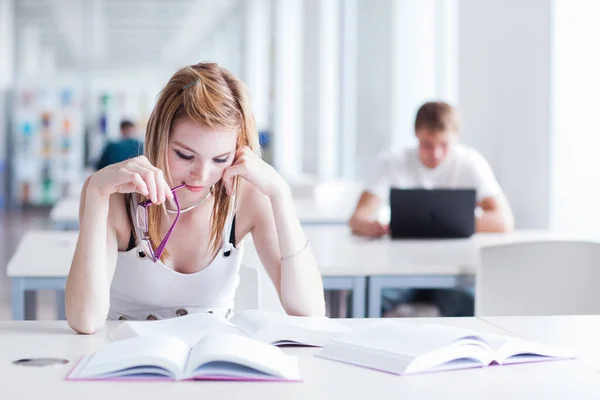 Retty Female Student Studying College High School Library Color Toned — Stock Photo, Image