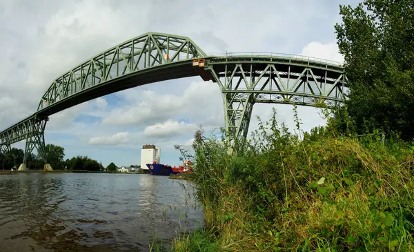 Puente Metal Sobre Río — Foto de Stock