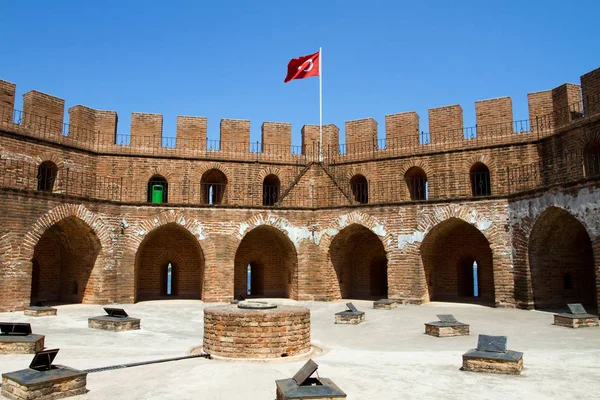 Red Tower Landmark Alanya Turkey — Stok fotoğraf