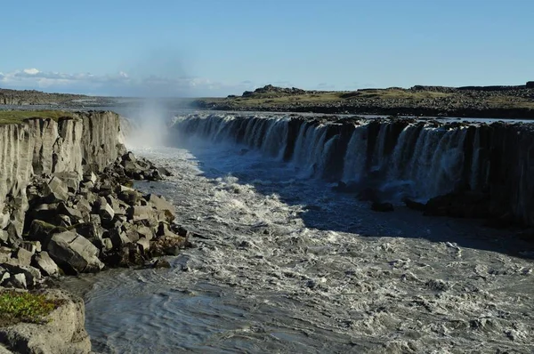 Masy Wody Płynącej Przez Morze Islandię — Zdjęcie stockowe