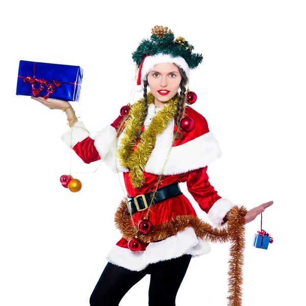 Kvinna Klädd Som Santa Claus Håller Presenterar Gåvor Som Julgran — Stockfoto