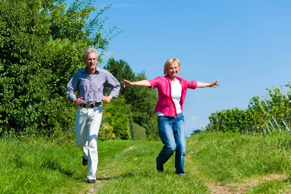 Happy Family Park — Stock Photo, Image