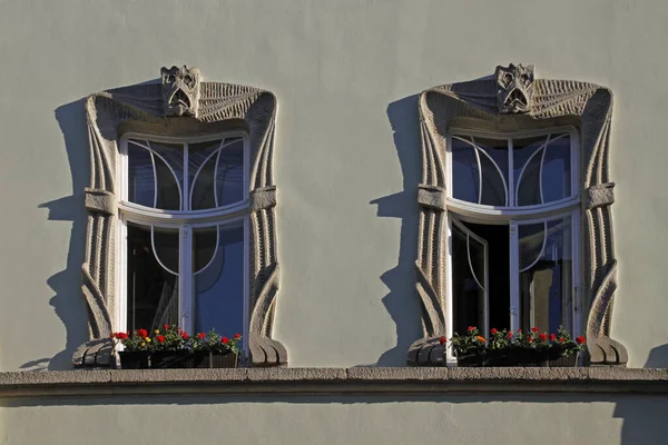 Ventanas Art Nouveau Mulhouse — Foto de Stock