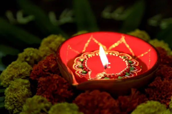 Rangoli Concept Bloemen Ontwerp Display Hindoe Festival Door Vrouwen Een — Stockfoto