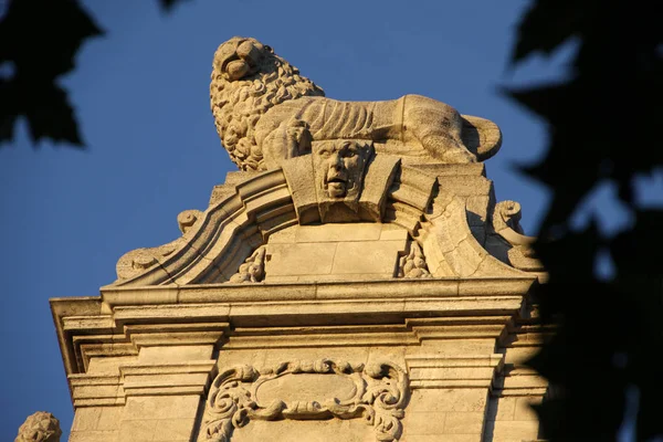 Leipziger Leeuw Het Nieuwe Stadhuis — Stockfoto