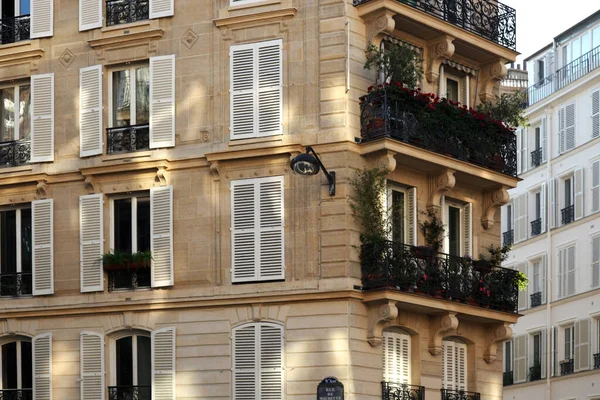 Residential Building Rue Maubeuge Paris — Stock Photo, Image