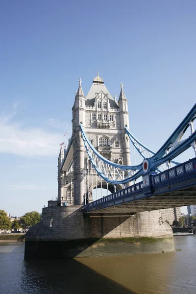 Tower Bridge Día Soleado —  Fotos de Stock