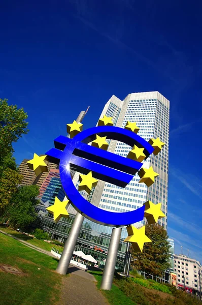 Euro Symbol Mit Wolkenkratzer Europaplatz Frankfurt Main — Stockfoto