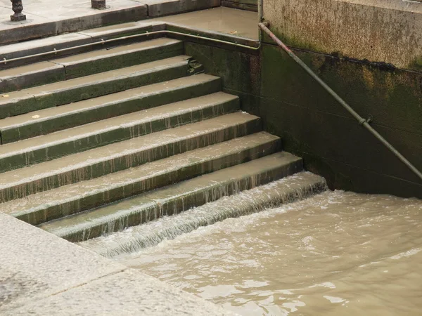 Steps Docks River Bank Side Water — Stock Photo, Image