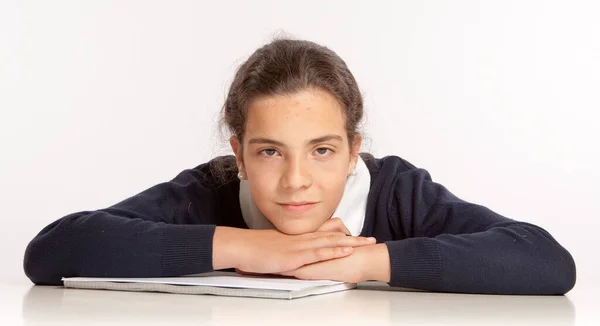 Retrato Una Hermosa Joven — Foto de Stock