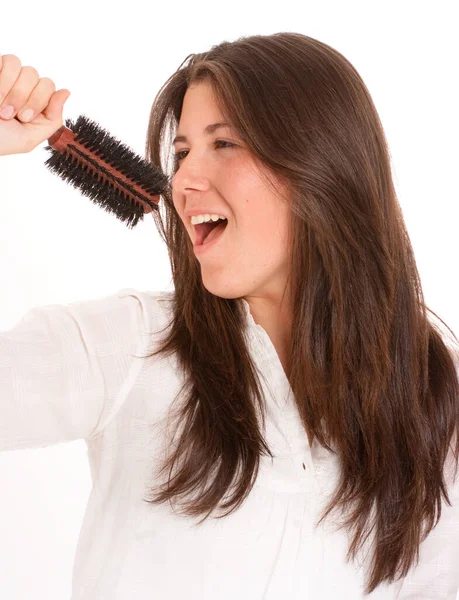 Jovem Mulher Com Pente Cabelo — Fotografia de Stock