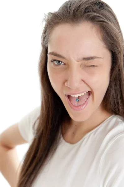 Diş Fırçası Olan Genç Bir Kadın — Stok fotoğraf