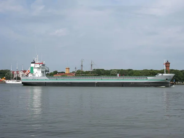 Vrachtschip Scheepvaart Water — Stockfoto