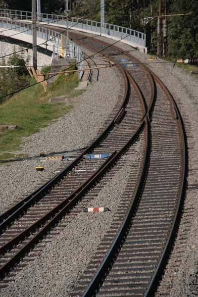 railroad tracks-two-lane-single-lane