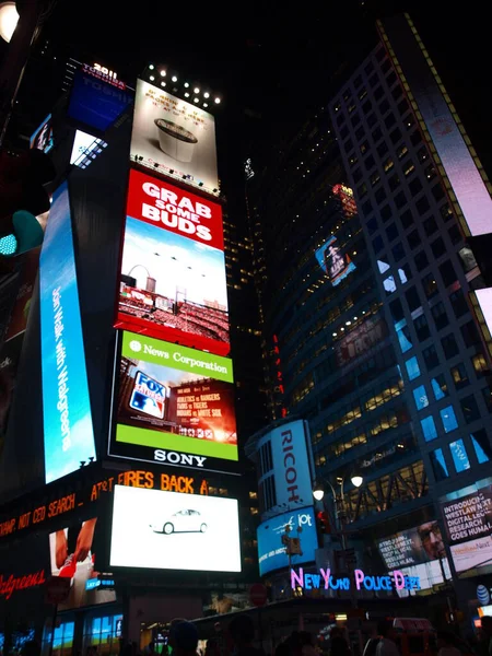 Times Square Nuit — Photo