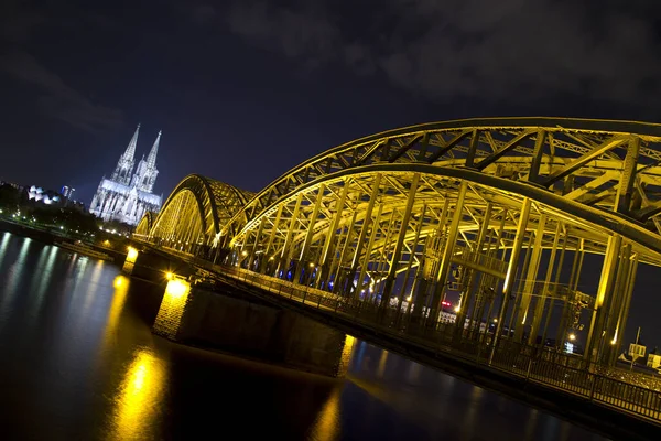 Hohenzollernbrücke Köln Bei Nacht — Stockfoto