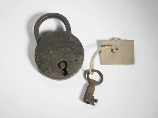 Σκουριασμένο Λουκέτο Κλειδί — Φωτογραφία Αρχείου