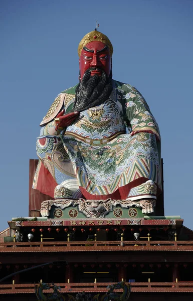 Статуя Богов Крыше Даосского Храма Тайчжун Тайвань — стоковое фото